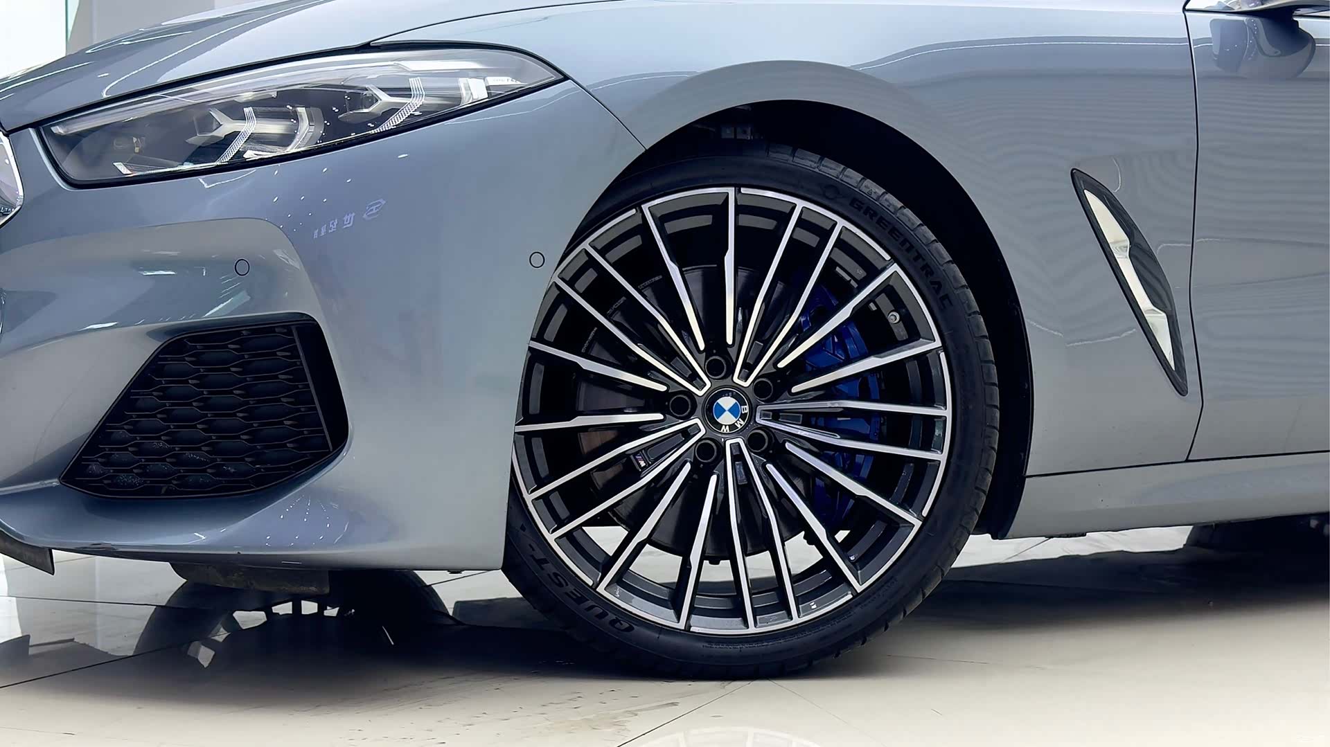 BMW 8 Series, 2023 11