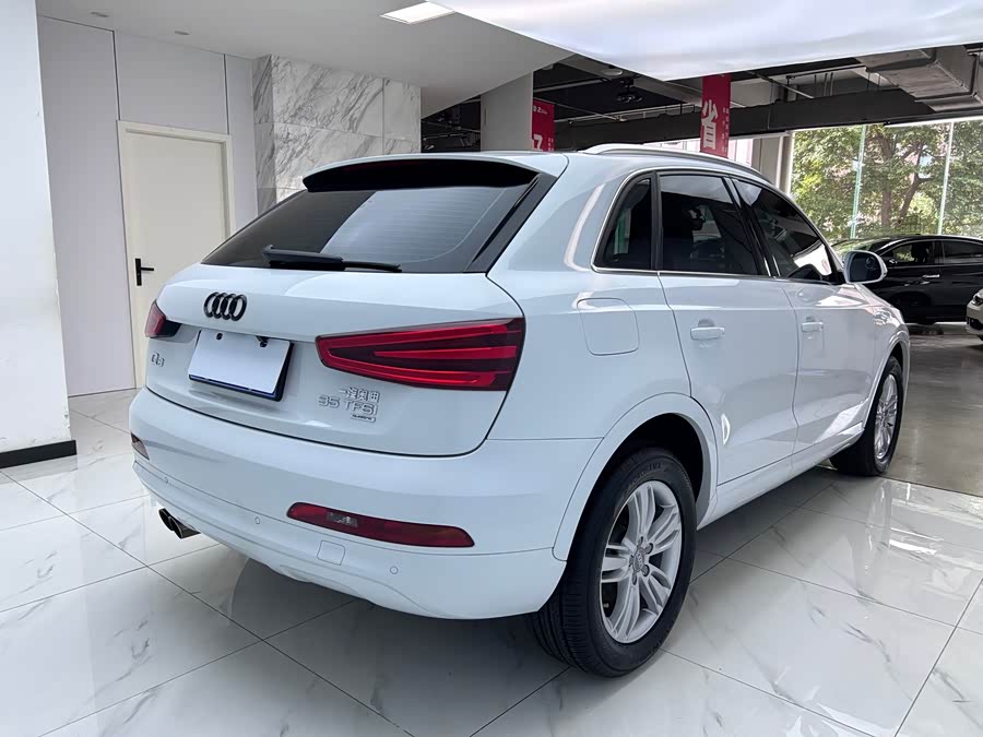 Audi Q3 2014, фото 7