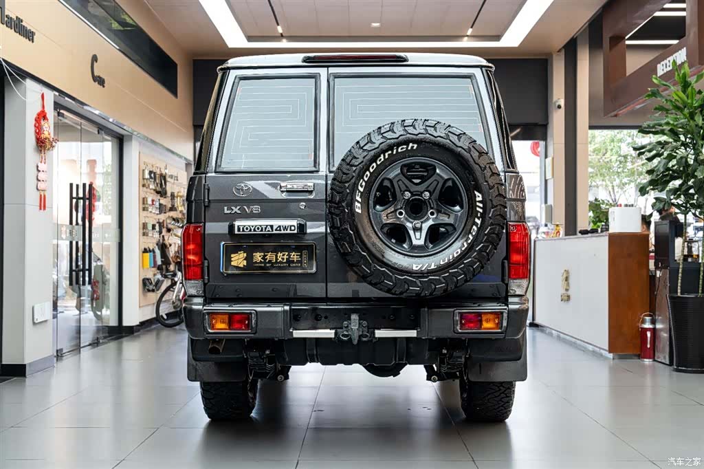 Toyota Land Cruiser, 2025 все фото