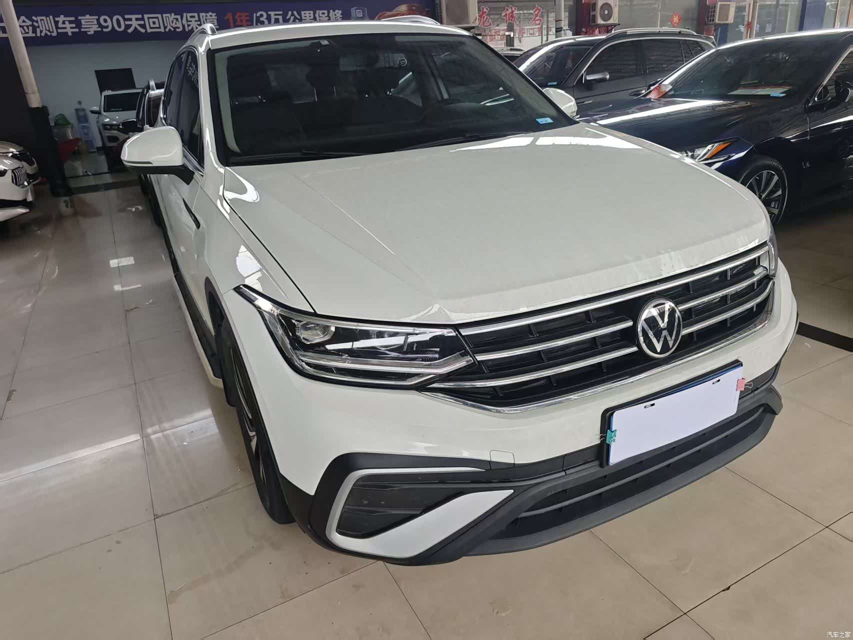 Volkswagen Tiguan L, 2022 2