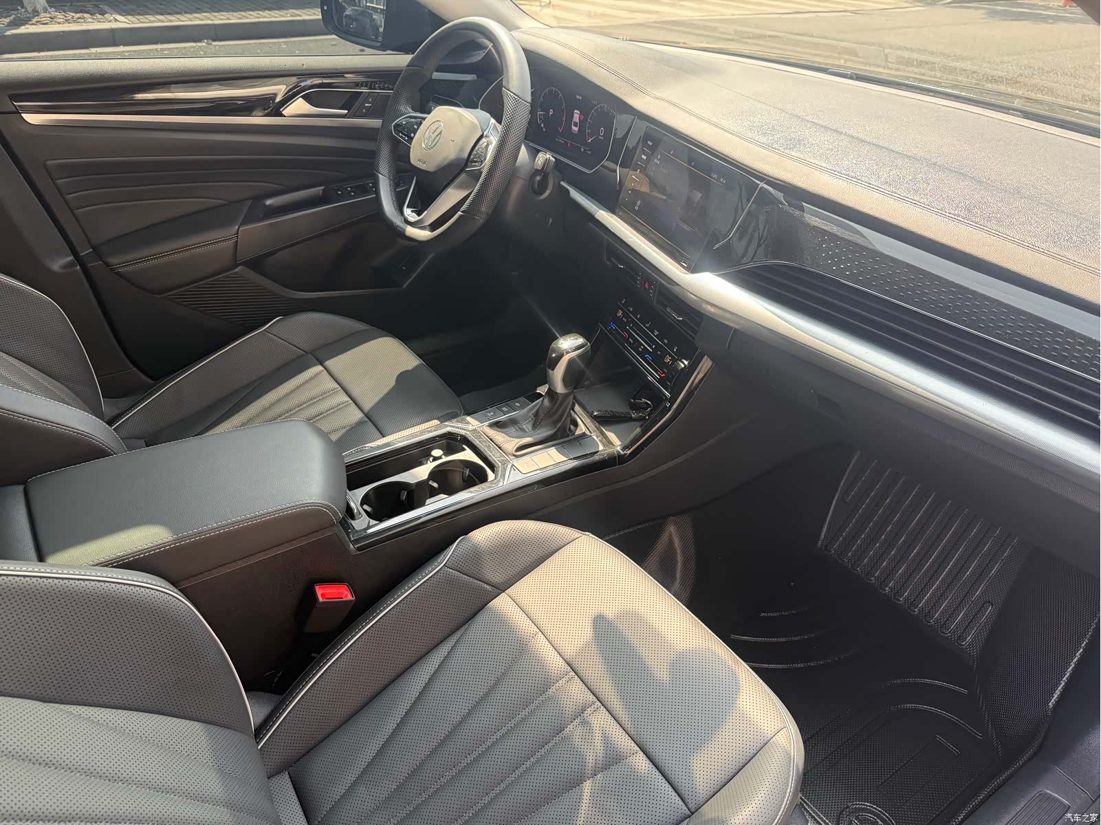 Volkswagen Passat, 2024 10