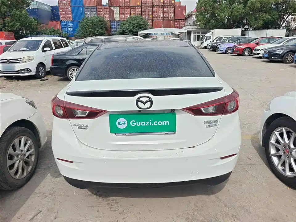 Mazda 3 Angkesaila