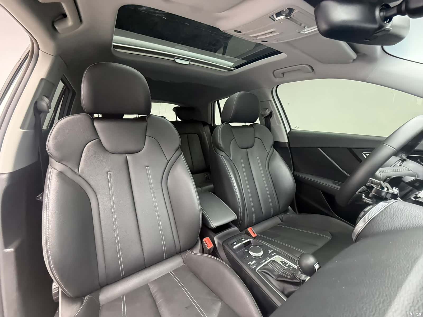 Audi Q2L, 2022 14