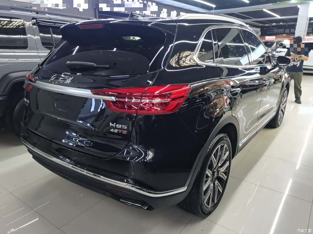 Hongqi HS5, 2023 7