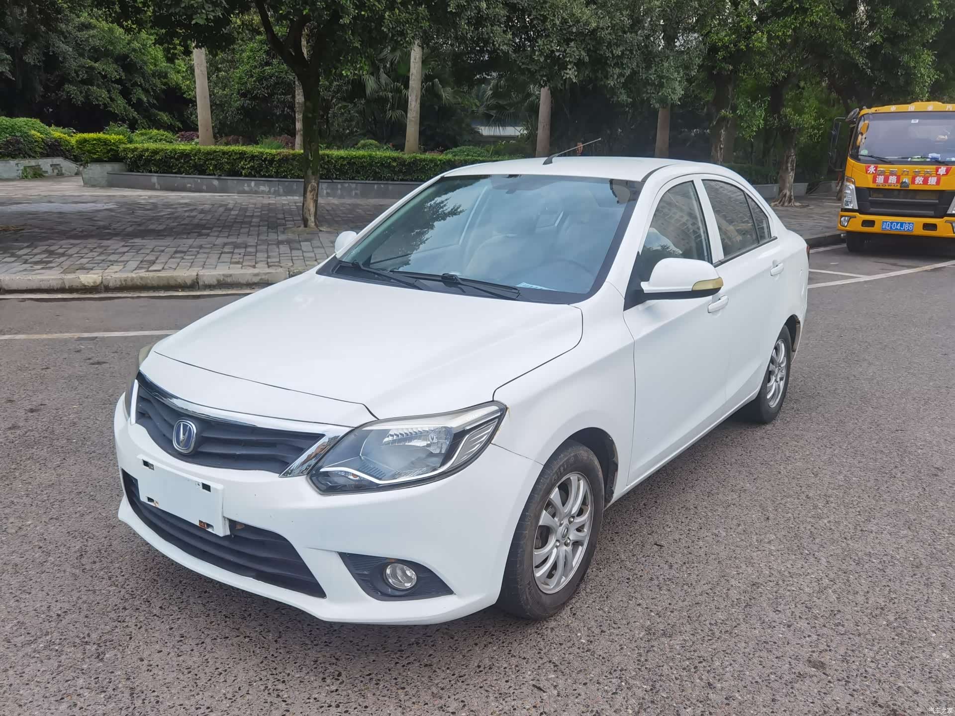Changan V3, 2016 1