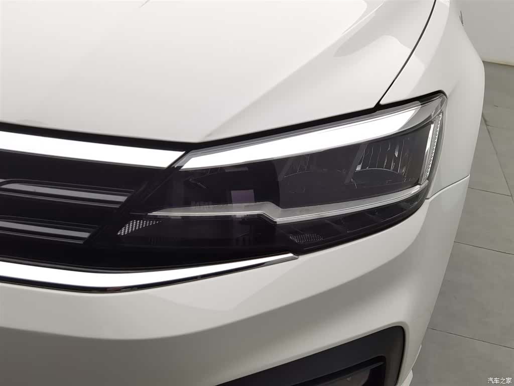 Volkswagen Lamando, 2020 7