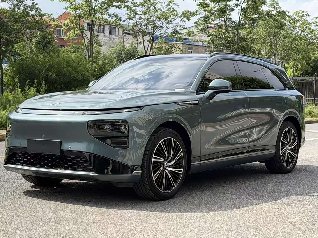 XPENG G9