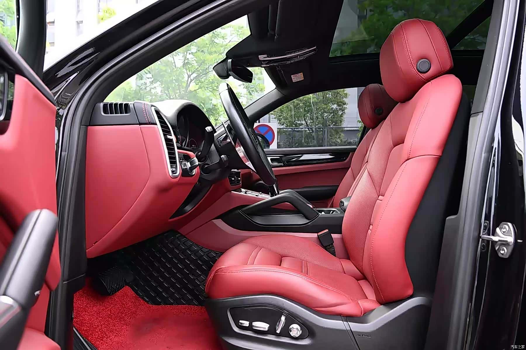 Porsche Cayenne, 2018 7