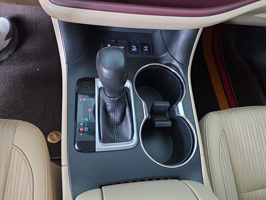 Toyota Highlander 2016, фото 16