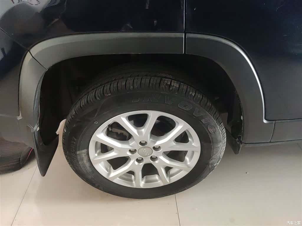 Jeep Cherokee, 2017 26