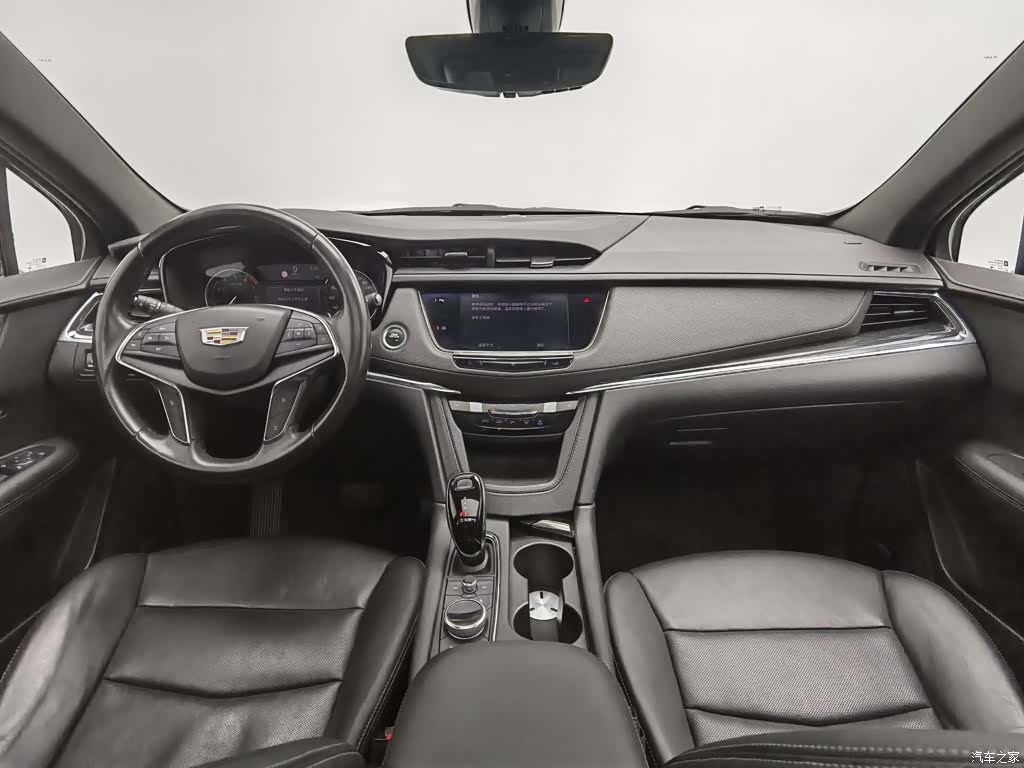 Cadillac XT5, 2020 все фото