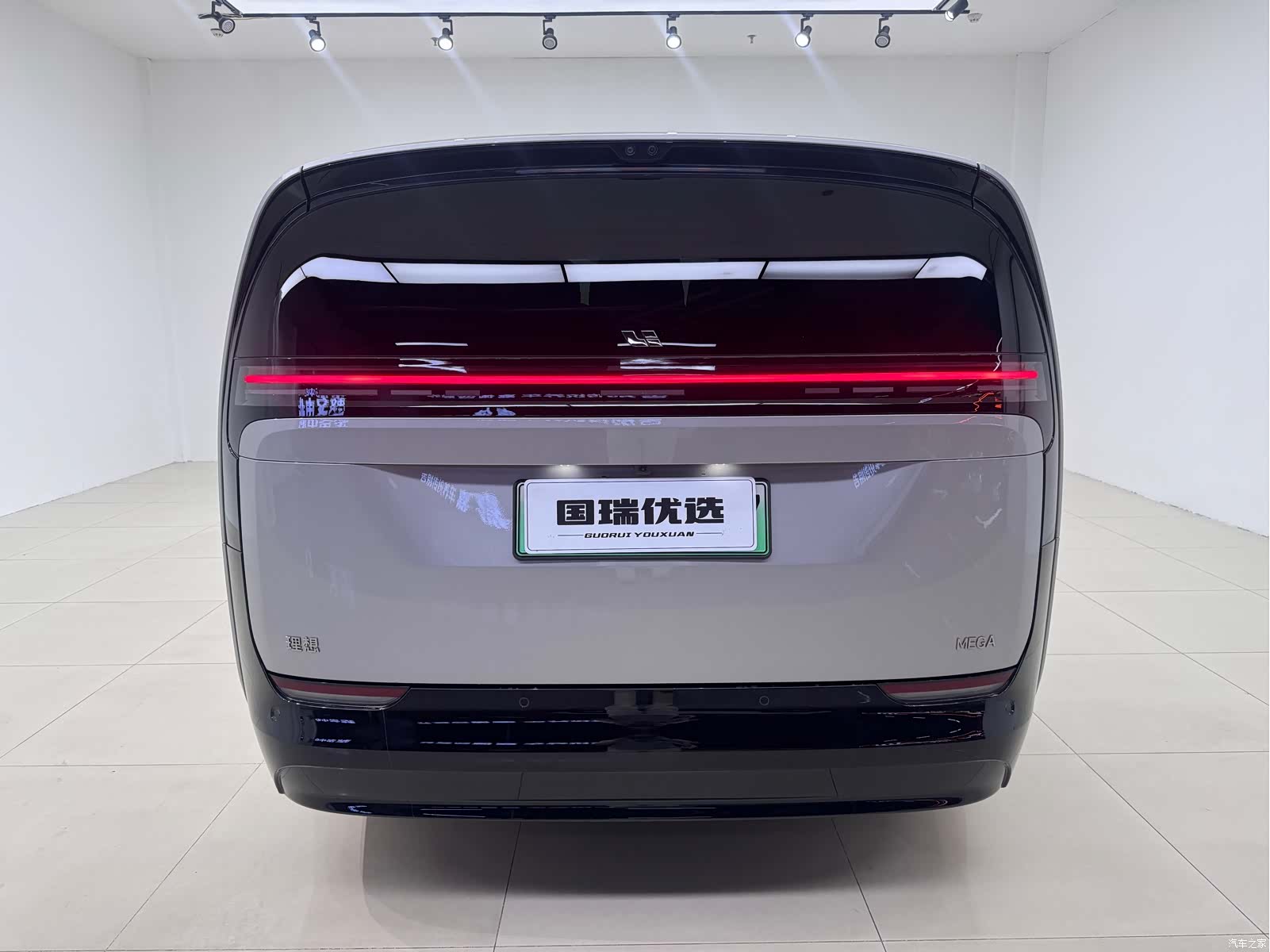 Li Auto MEGA, 2024 все фото