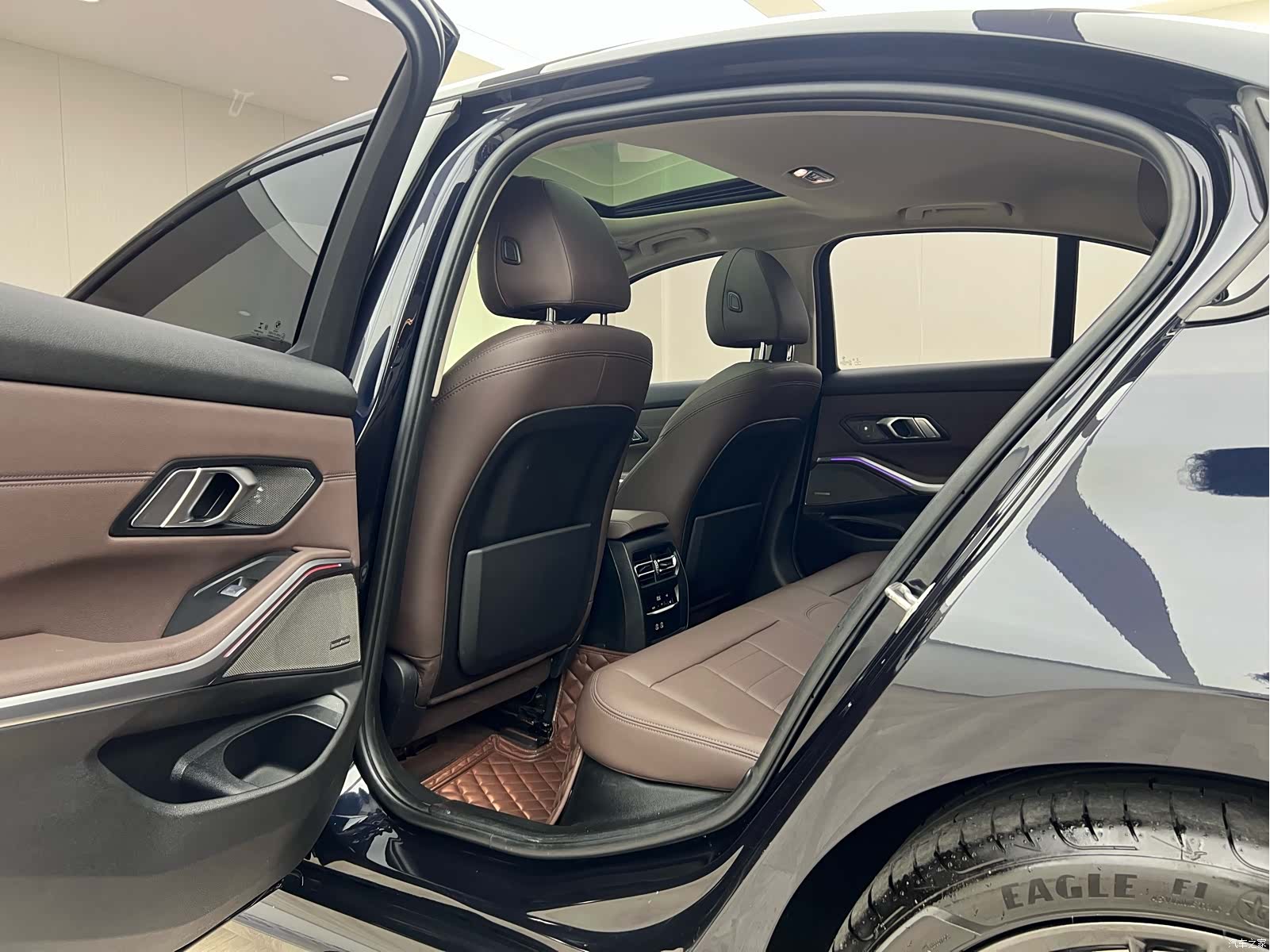 BMW 3 Series, 2020 10