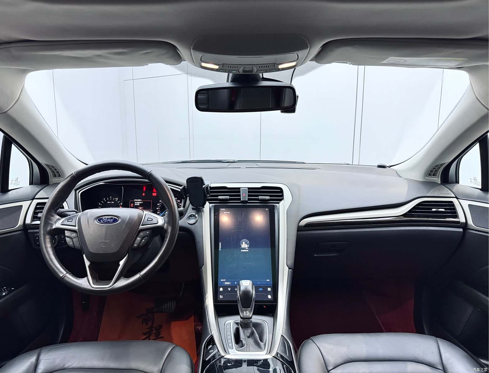 Ford Mondeo, 2015 17
