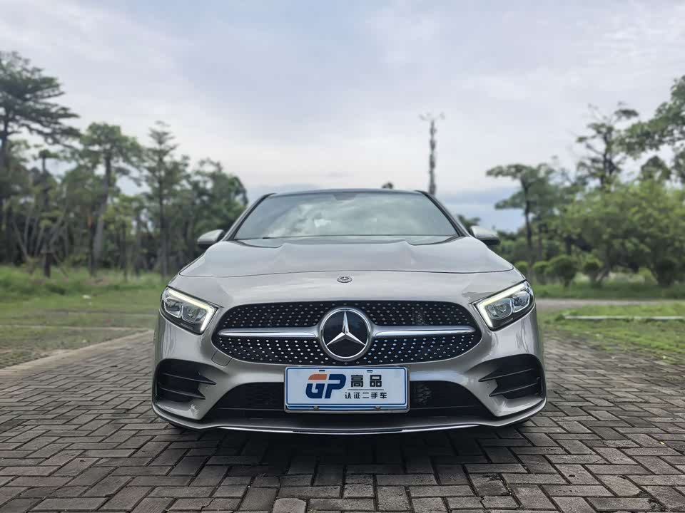 Mercedes-Benz Class A Mercedes-Benz Class A