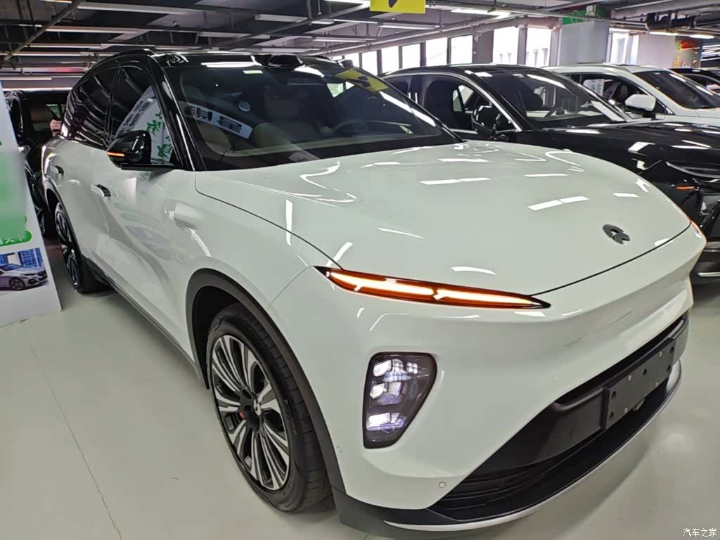 NIO ES8, 2023 4