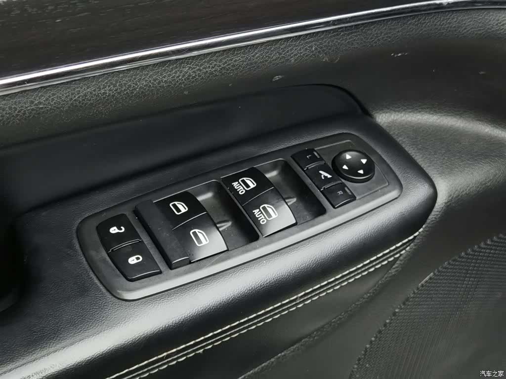 Jeep Grand Cherokee, 2017 9