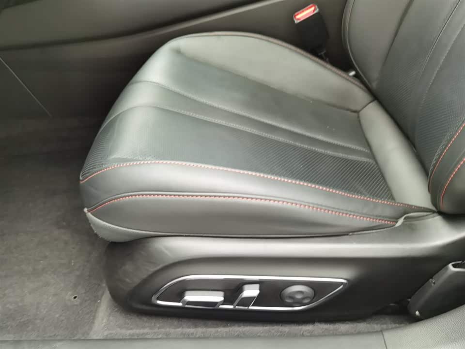 XPENG P7 XPENG P7