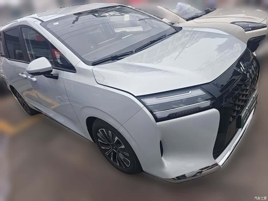 Wuling 730, 2025 7