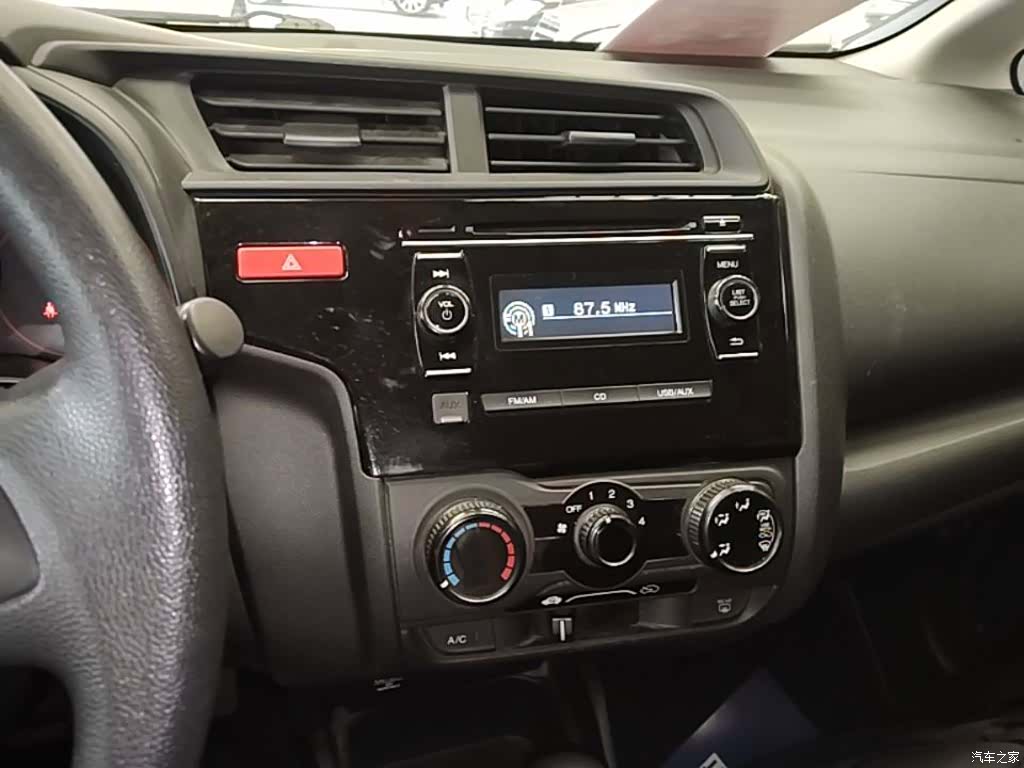Honda Fit, 2016 13