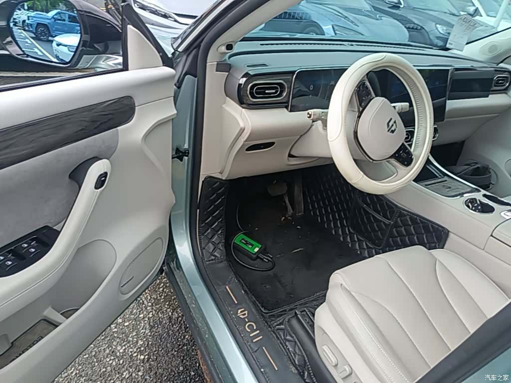 Leapmotor C11, 2022 16