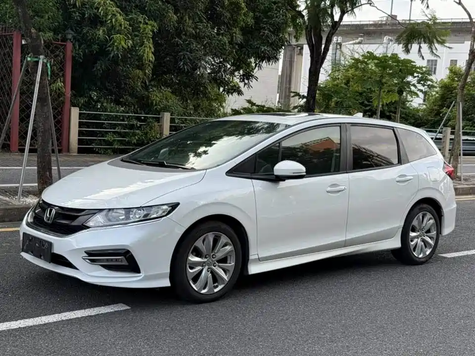 Honda Jade