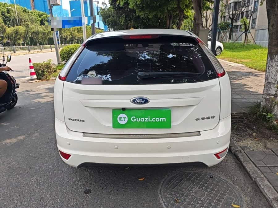 Ford Focus 2015, фото 6