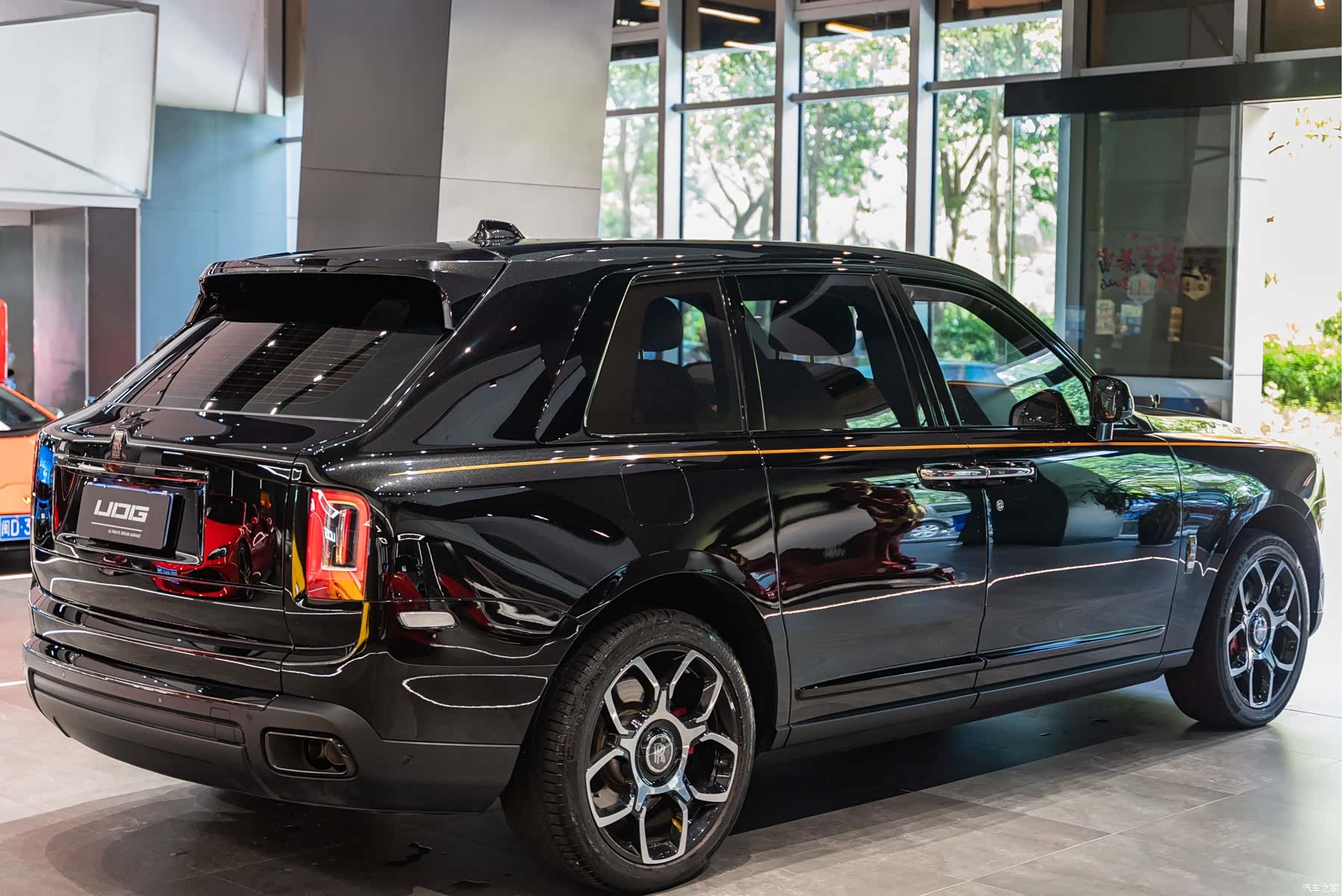 Rolls-Royce Cullinan, 2022 17