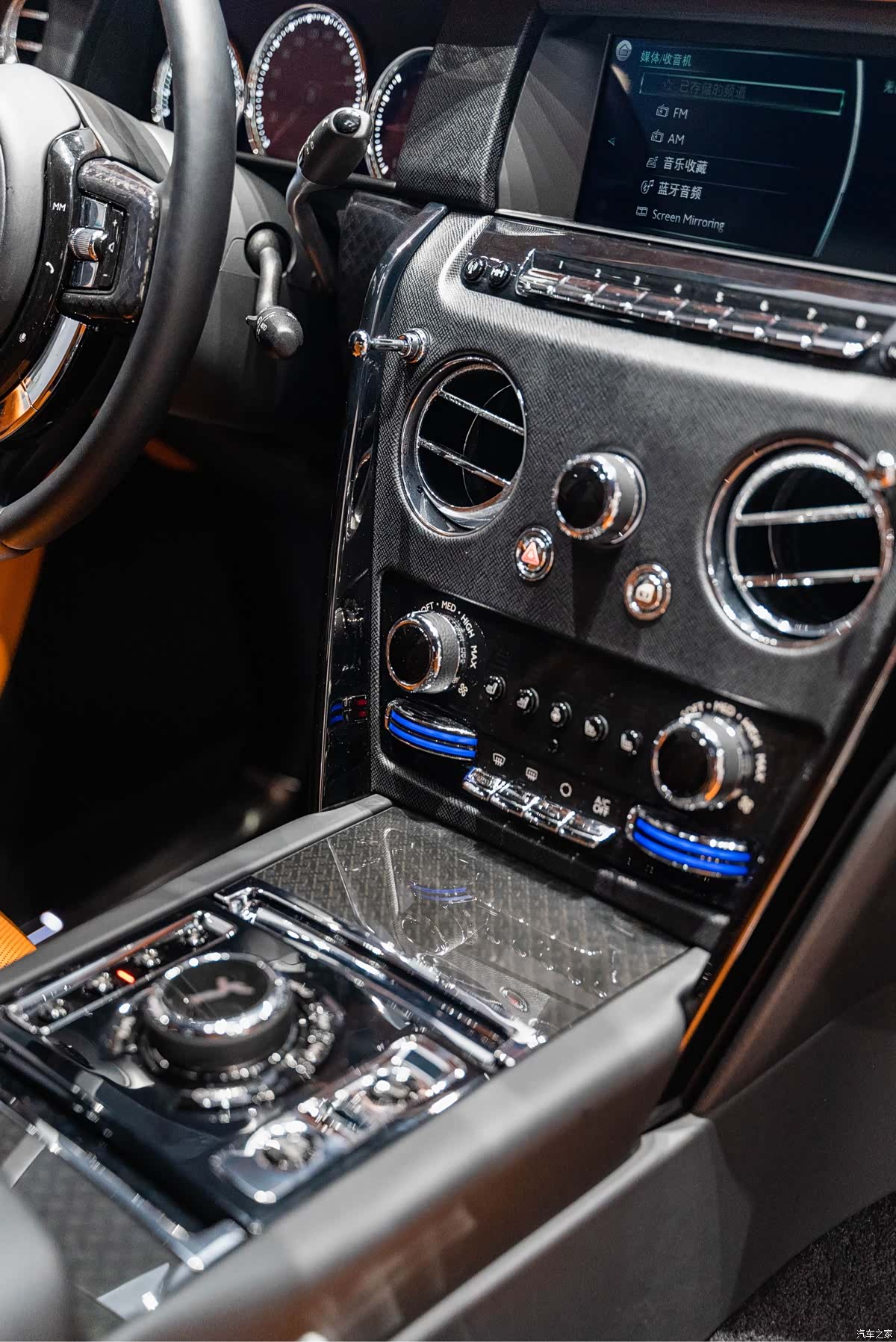 Rolls-Royce Cullinan, 2022 30