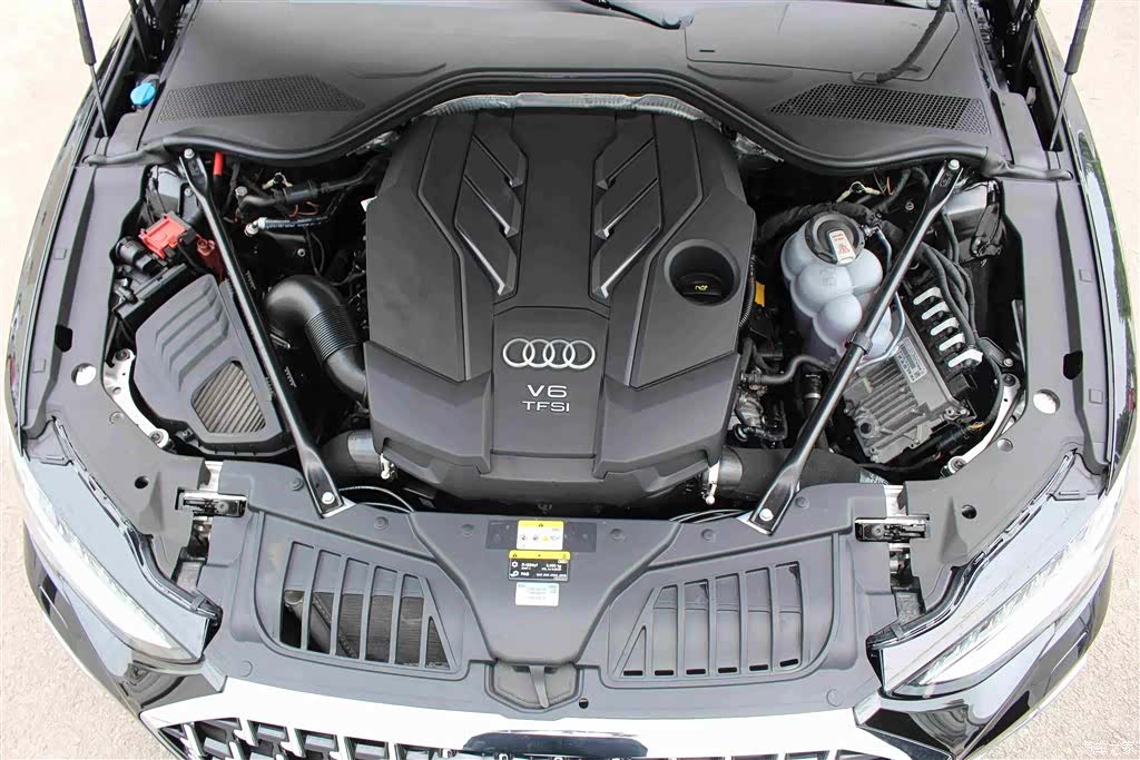 Audi A8L, 2023 19