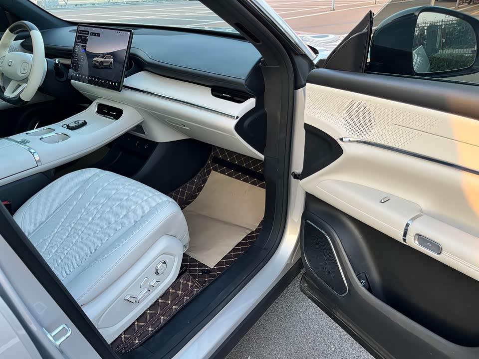 Changan Q07