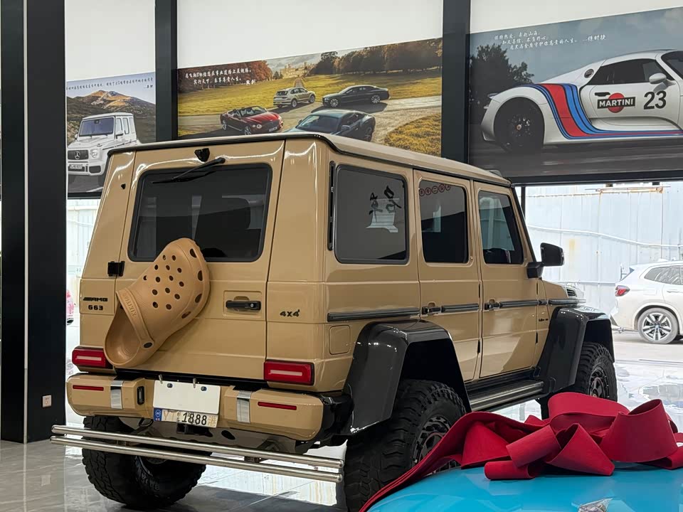 Mercedes-Benz G-class