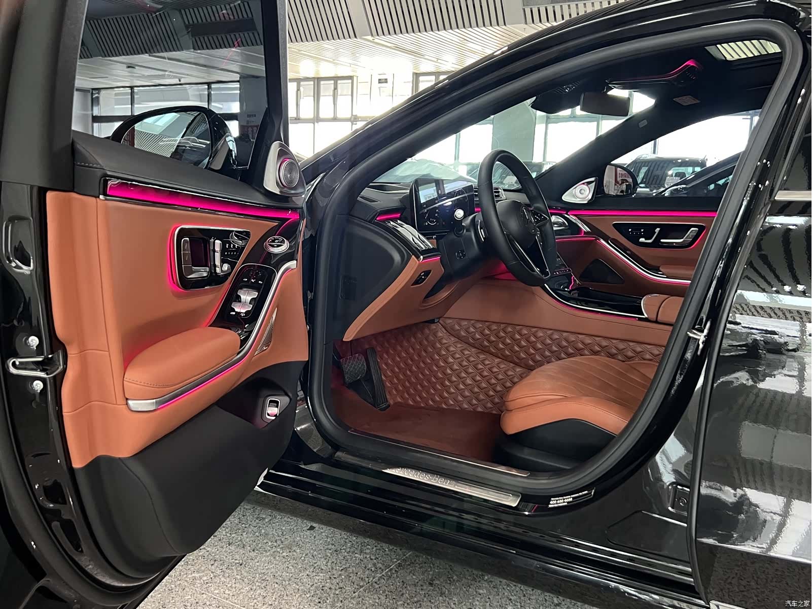Mercedes-Benz S-Class, 2023 все фото