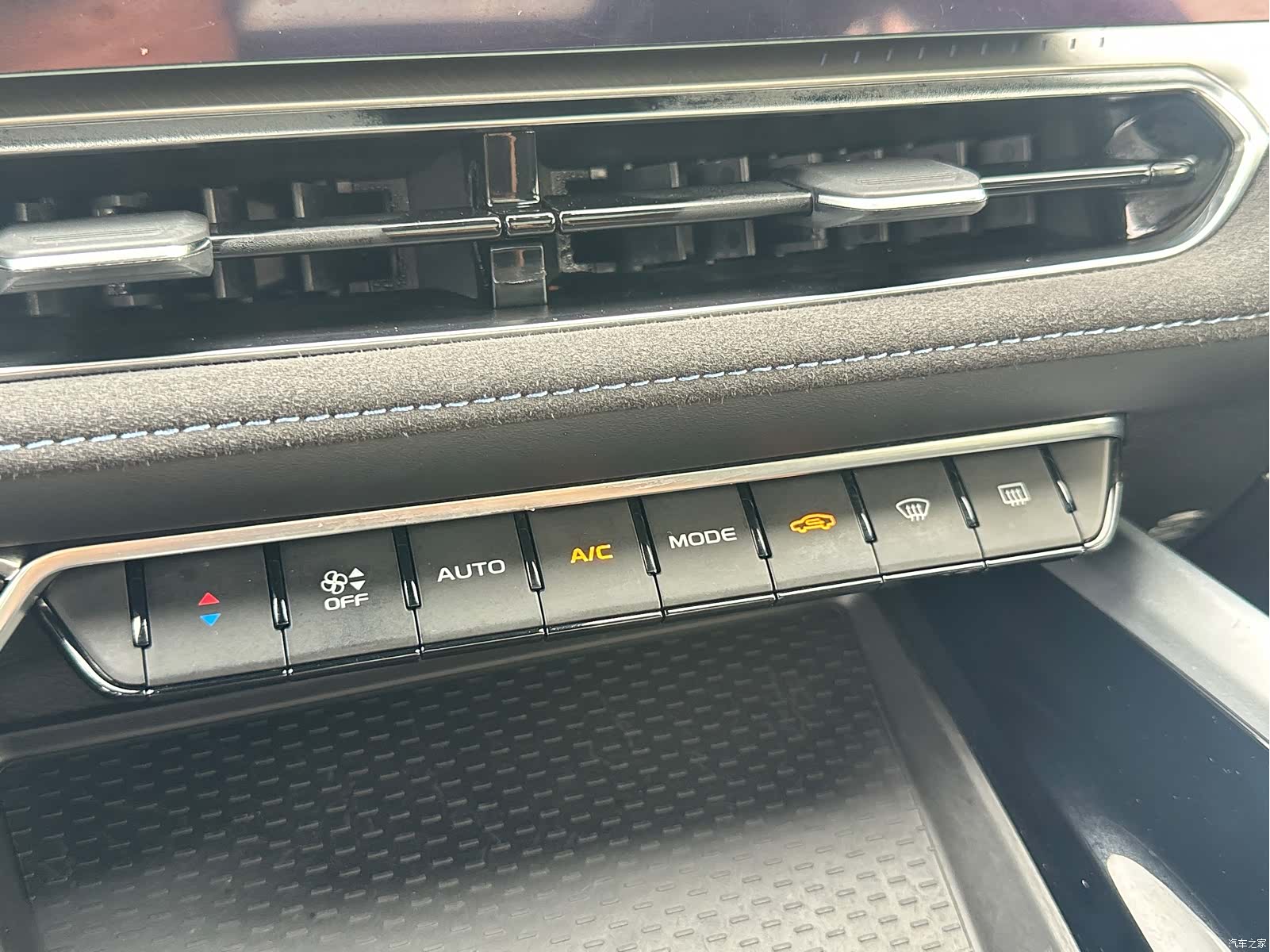 Geely Preface, 2025 18