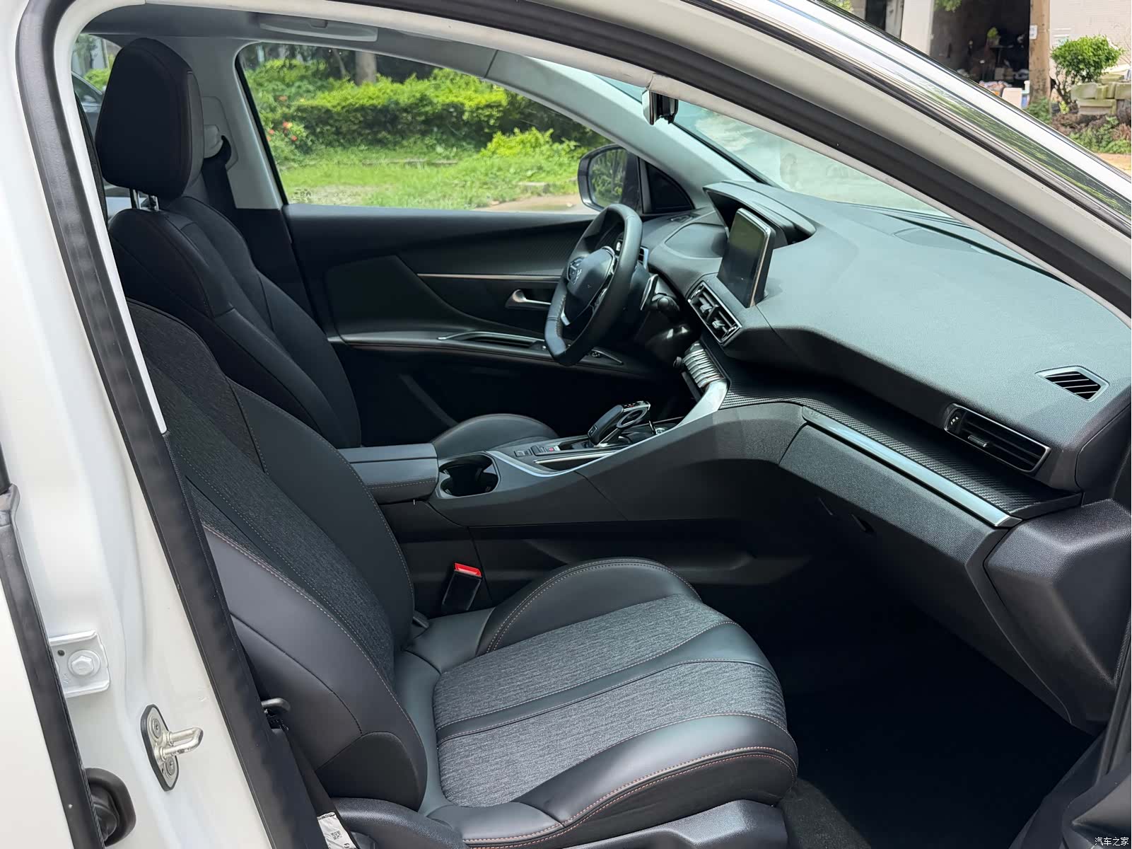 Peugeot 4008, 2017 11