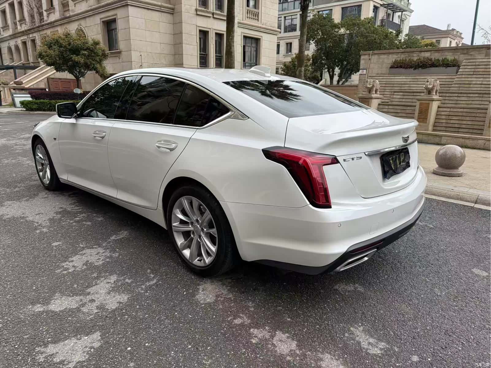 Cadillac CT5, 2024 все фото