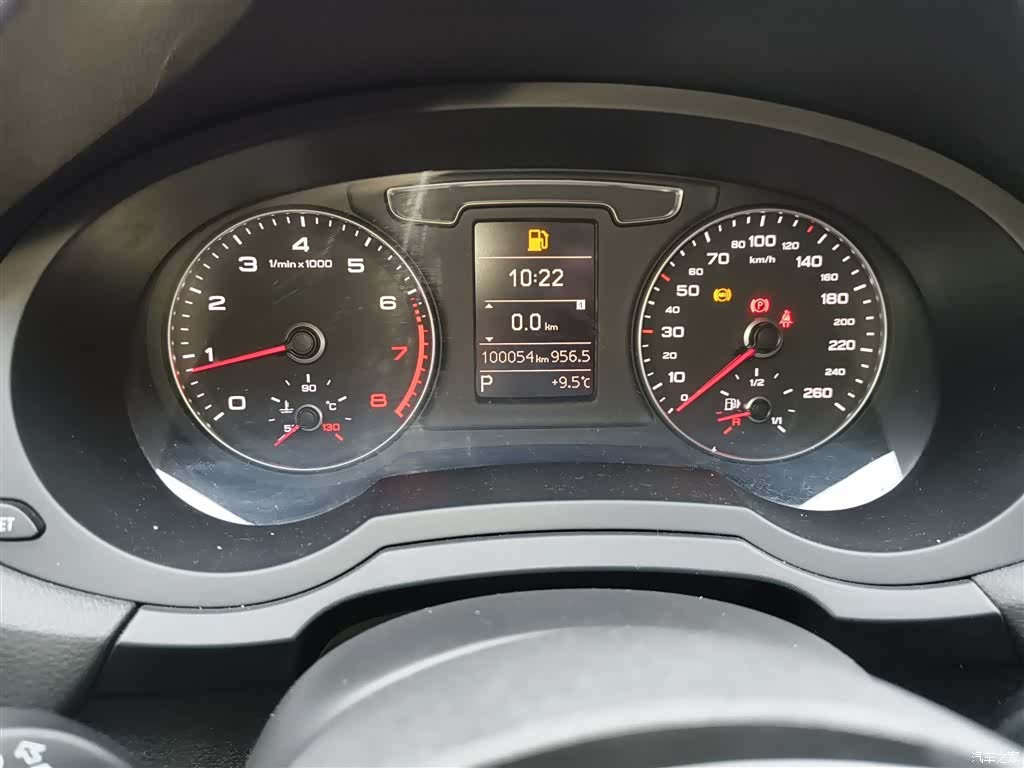 Audi Q3, 2017 12