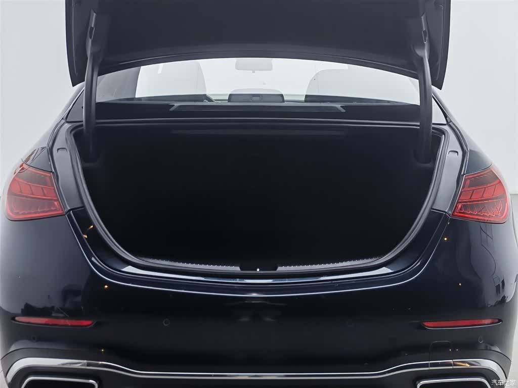 Mercedes-Benz C-Class, 2022 16