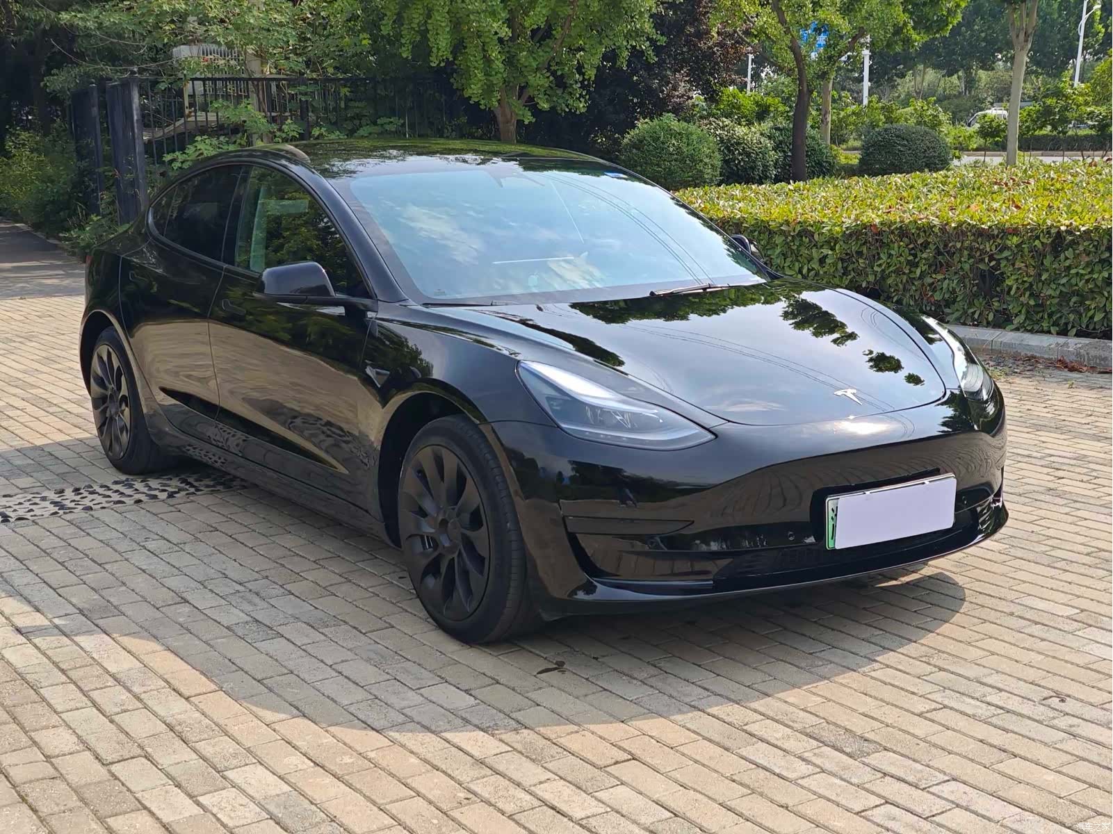 Tesla Model 3, 2023 4