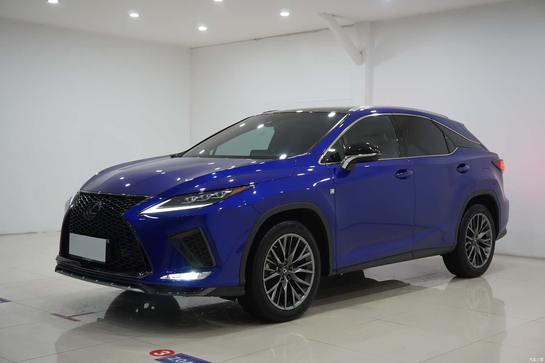 Lexus RX, 2020 1