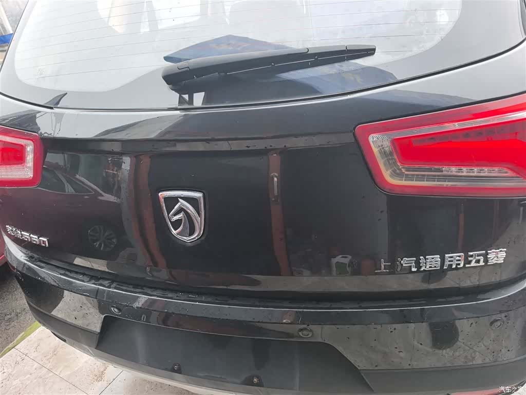 Wuling 560, 2017 6