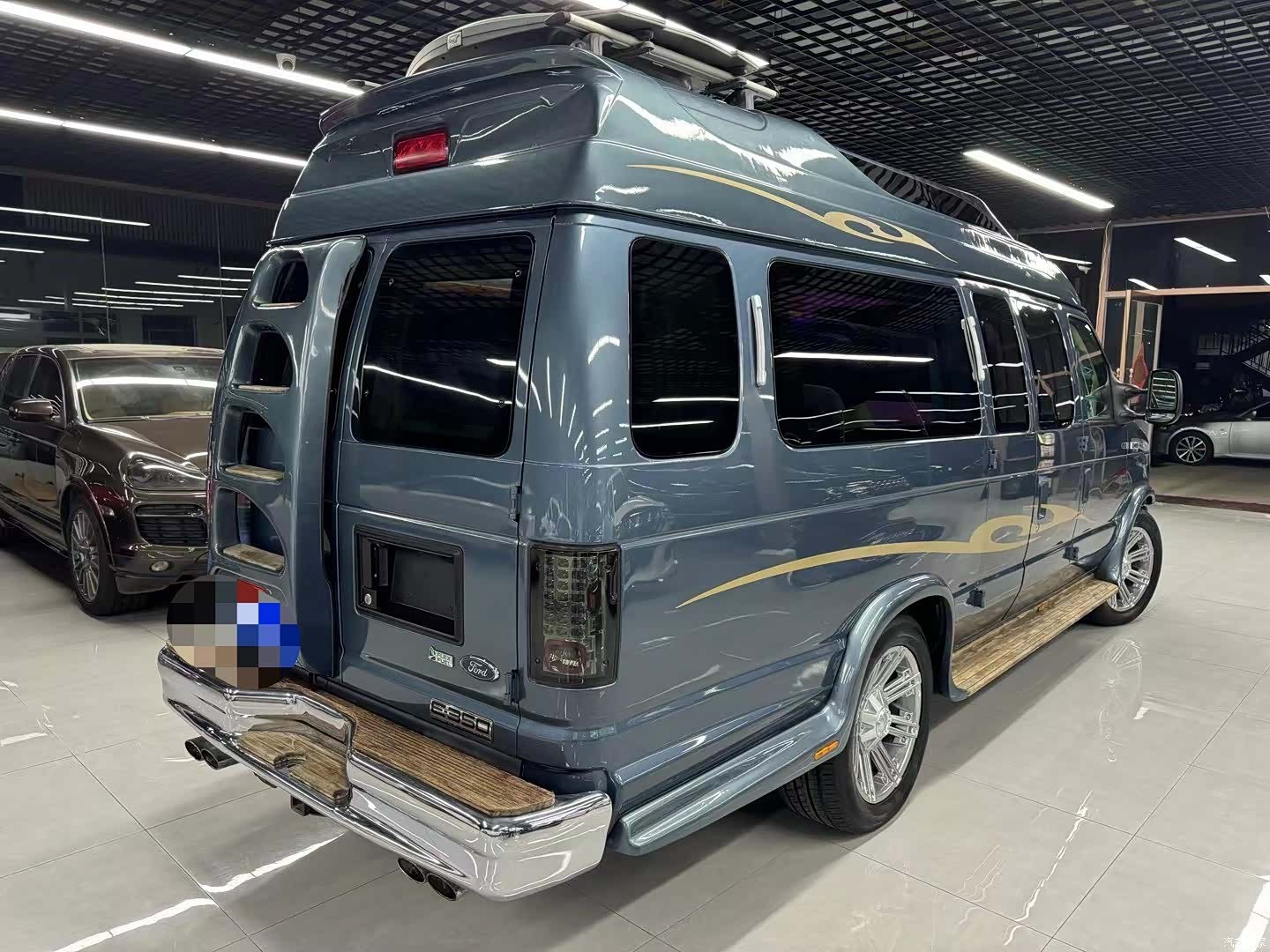 Ford E350, 2015 8