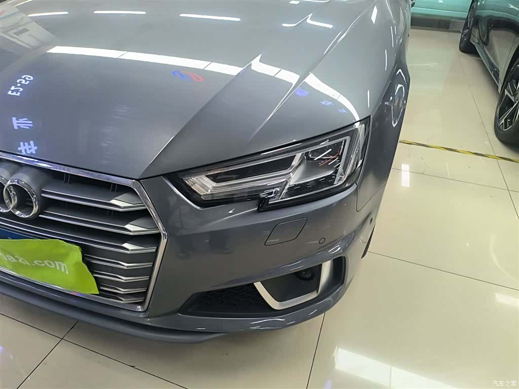 Audi A4L, 2019 15