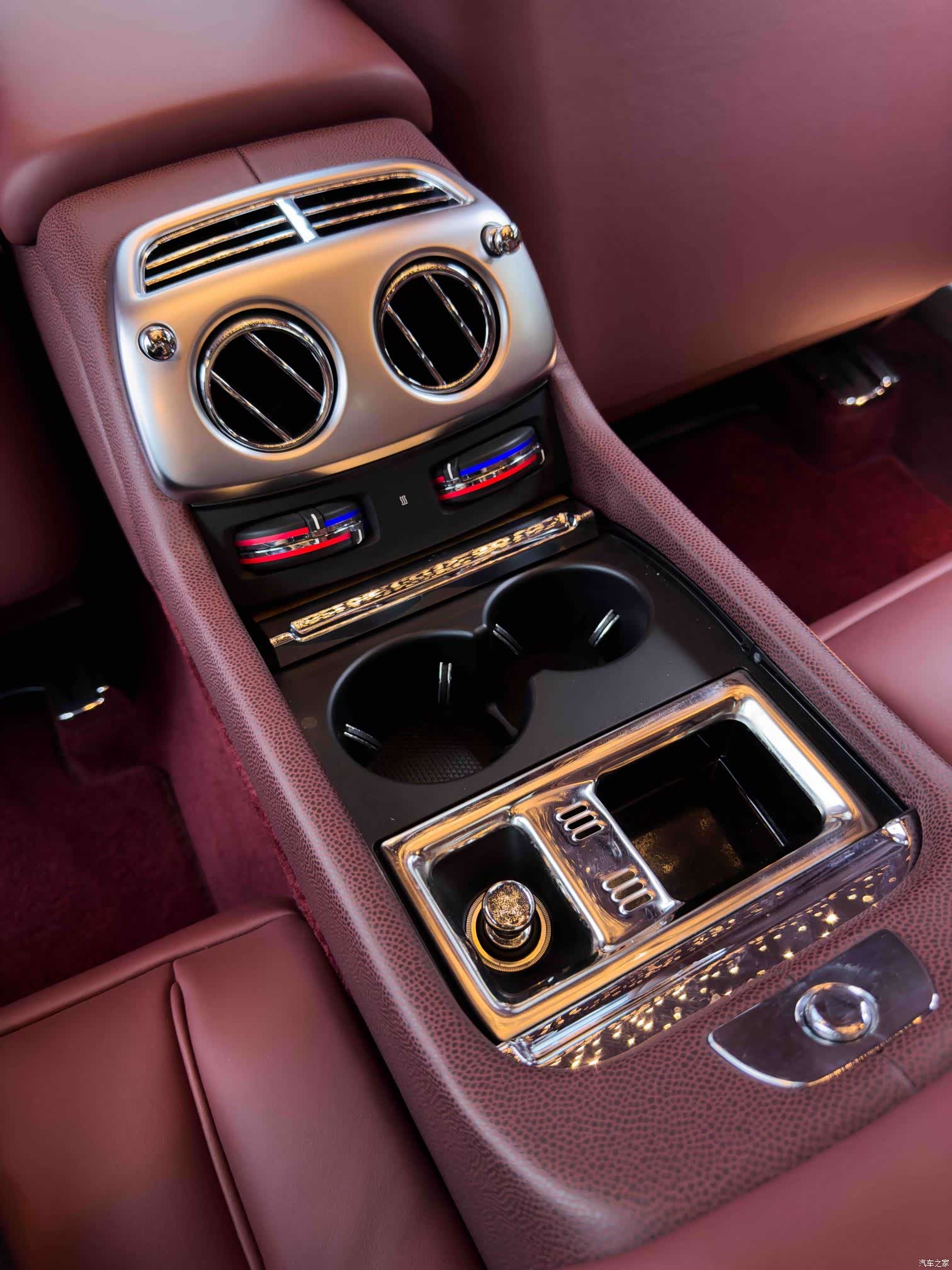 Rolls-Royce Wraith, 2016 26