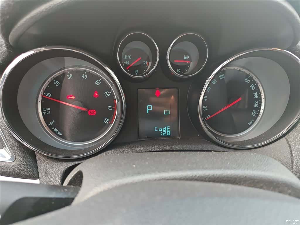 Buick Encore, 2016 4