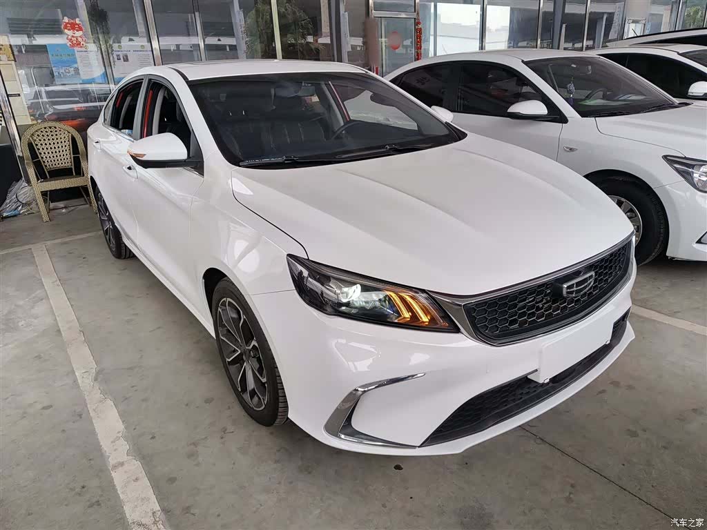 Geely Binray, 2022 19