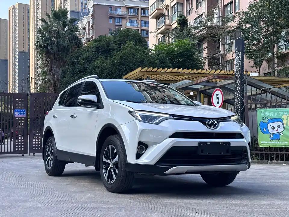 Toyota RAV4 Rongfang