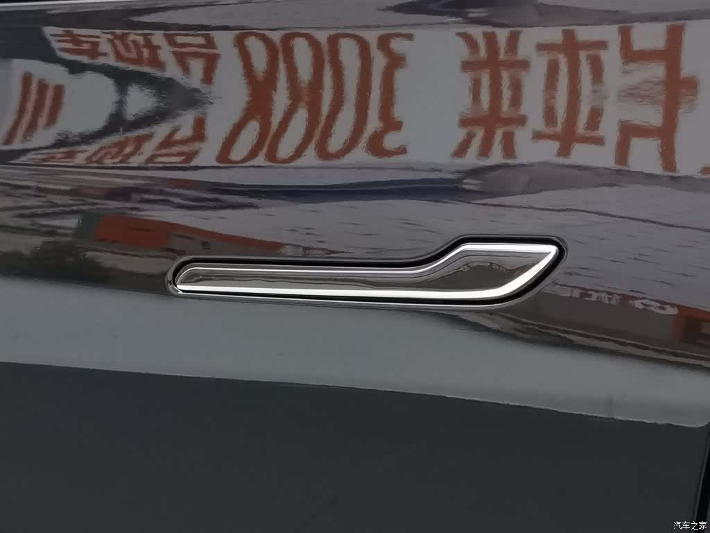 Tesla Model Y, 2022 18