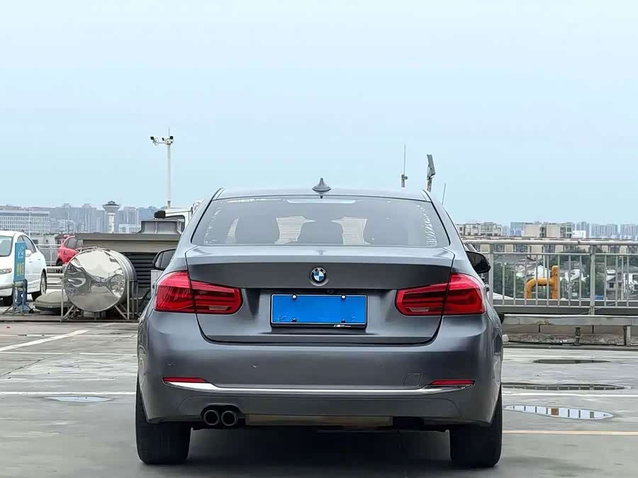 BMW 3 Series 2017, фото 12