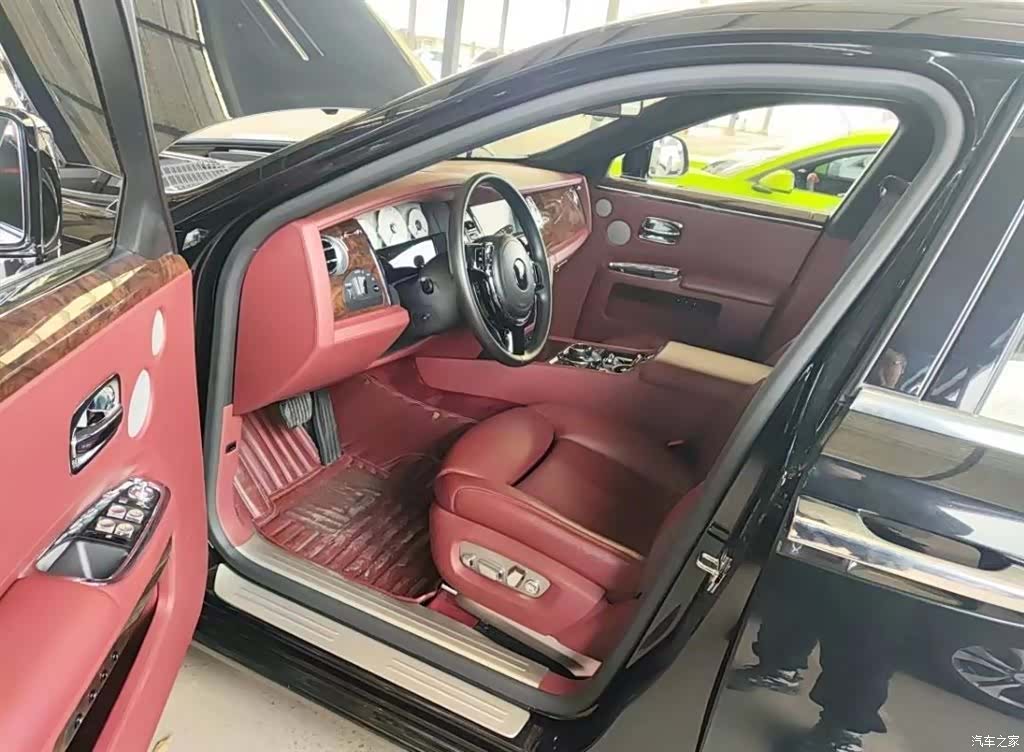 Rolls-Royce Ghost, 2017 8